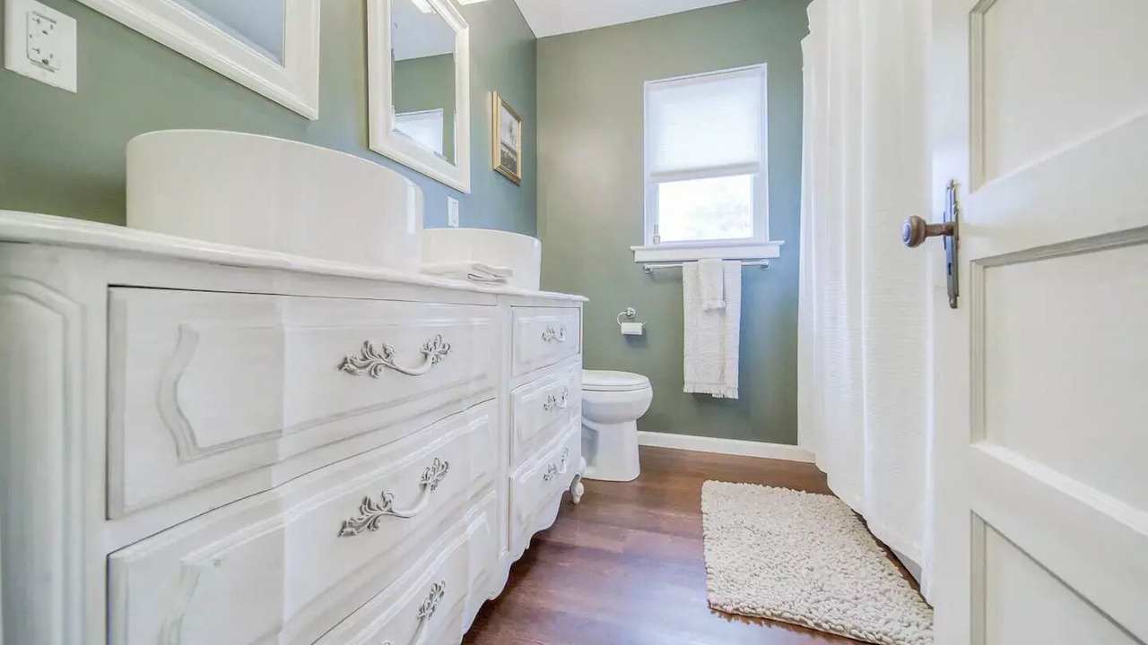 Photo of Bathroom in St. James
