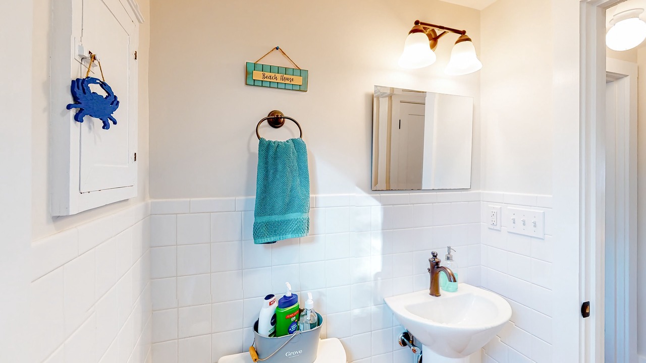 Photo of Bathroom in Cataumet