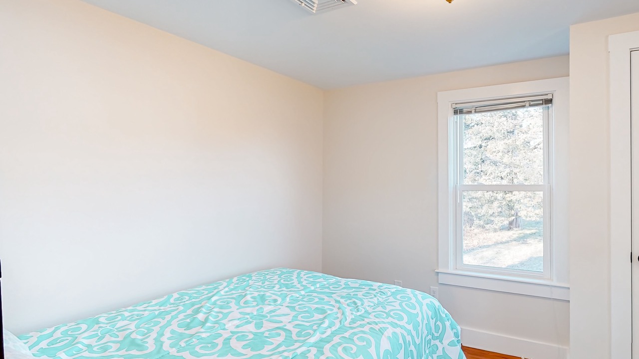 Photo of Bedroom in Cataumet