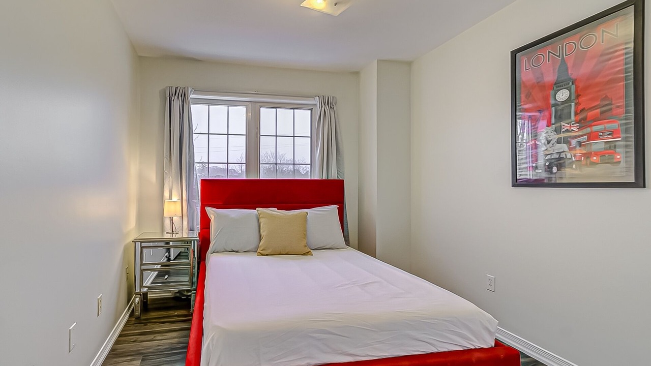 Photo of Bedroom in O'Connor - Parkview
