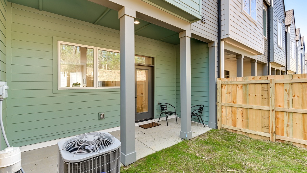Photo of Patio Balcony in Dickerson Road