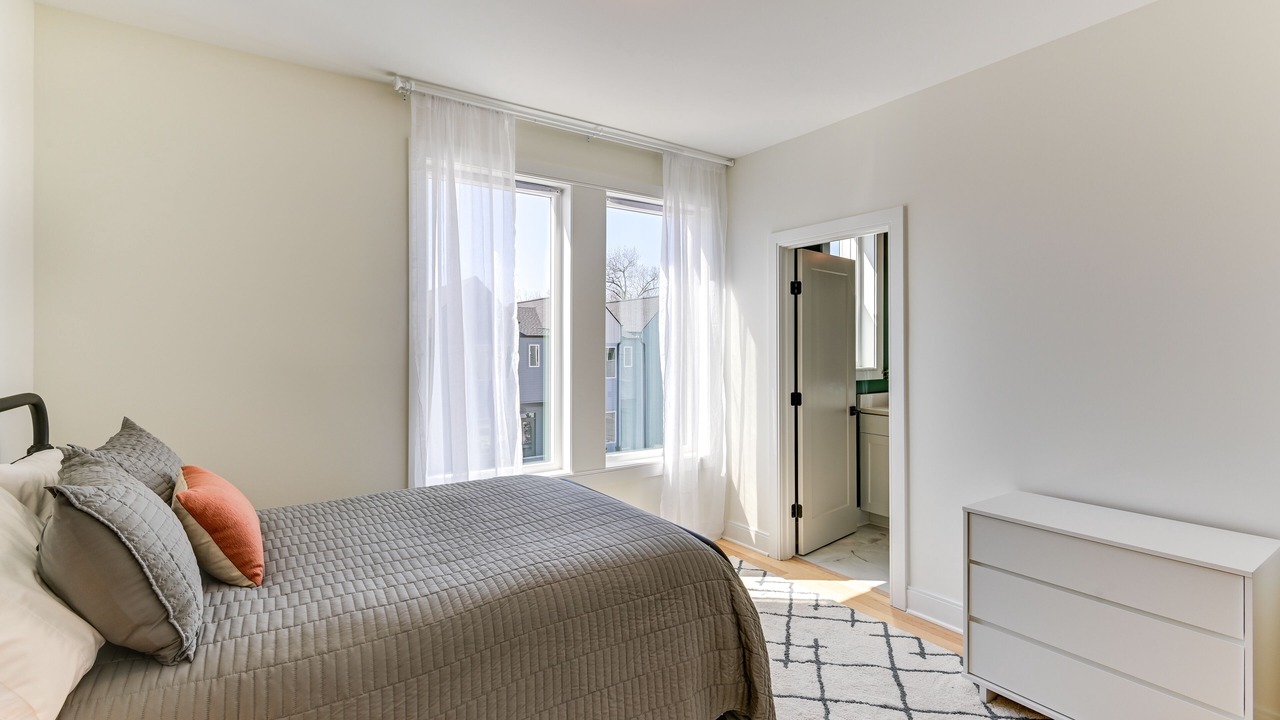 Photo of Bedroom in Dickerson Road
