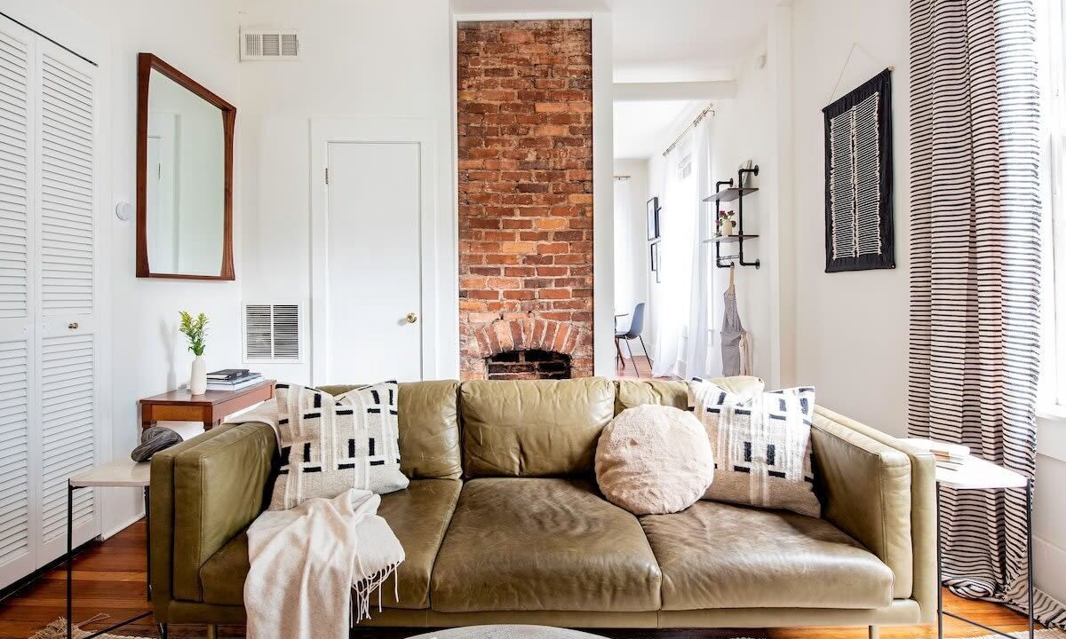 Photo of Livingroom in Cabbagetown