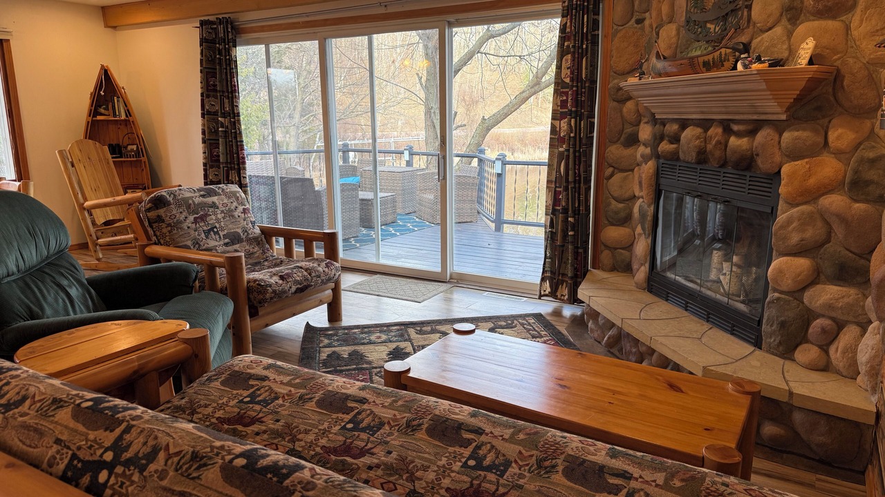 Photo of Livingroom in Crosslake