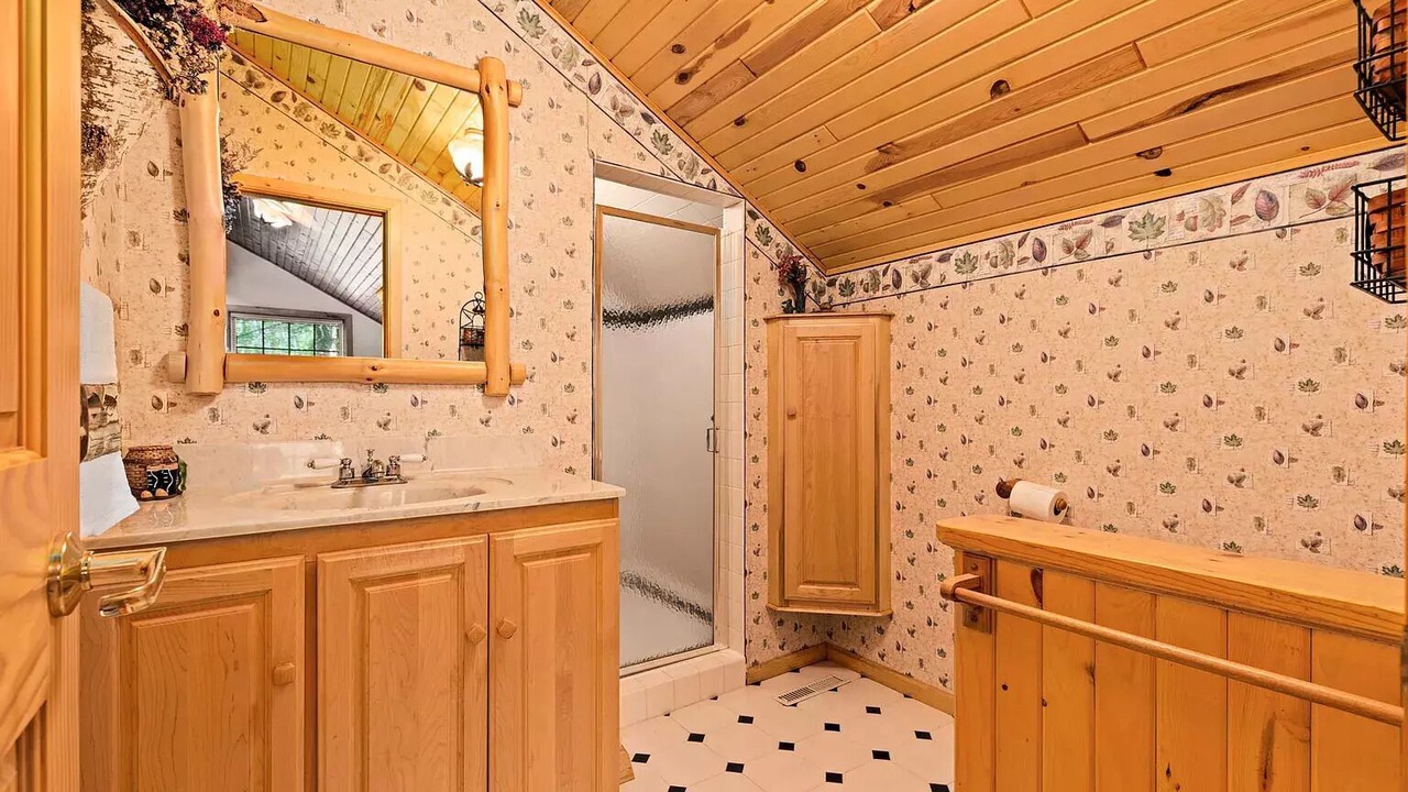 Photo of Bathroom in Crosslake