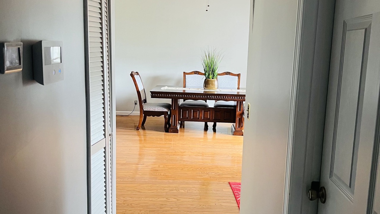 Photo of Others in Kingsland