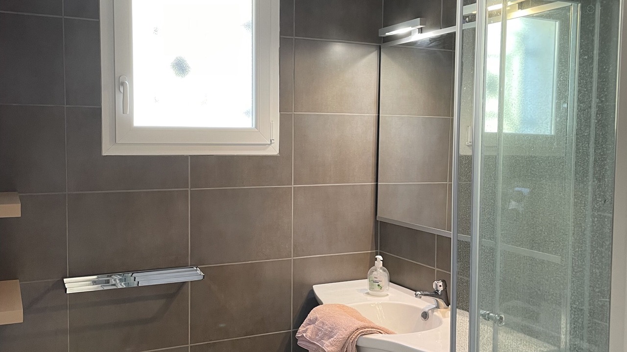 Photo of Bathroom in Salvezines