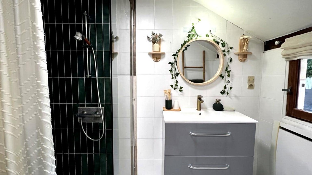Photo of Bathroom in Saint-Georges-sur-Cher