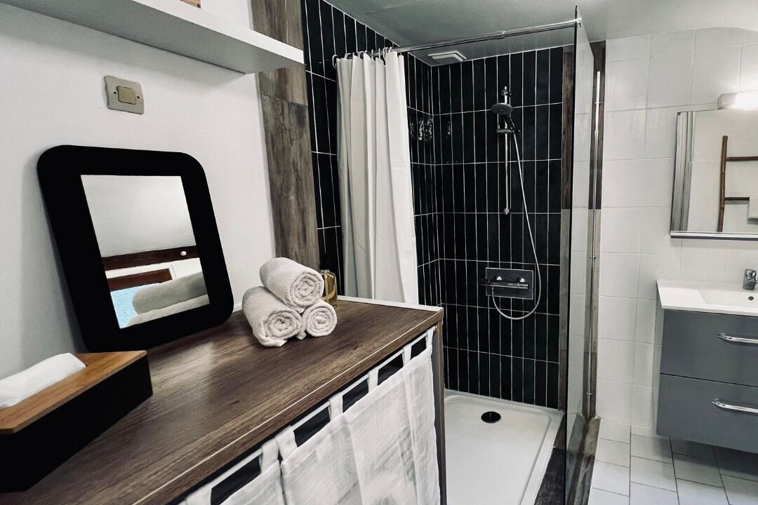 Photo of Bathroom in Saint-Georges-sur-Cher