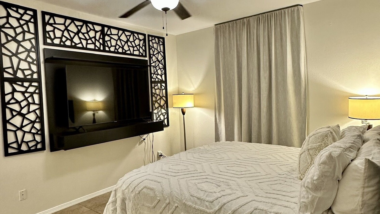 Photo of Bedroom in Biggs Field