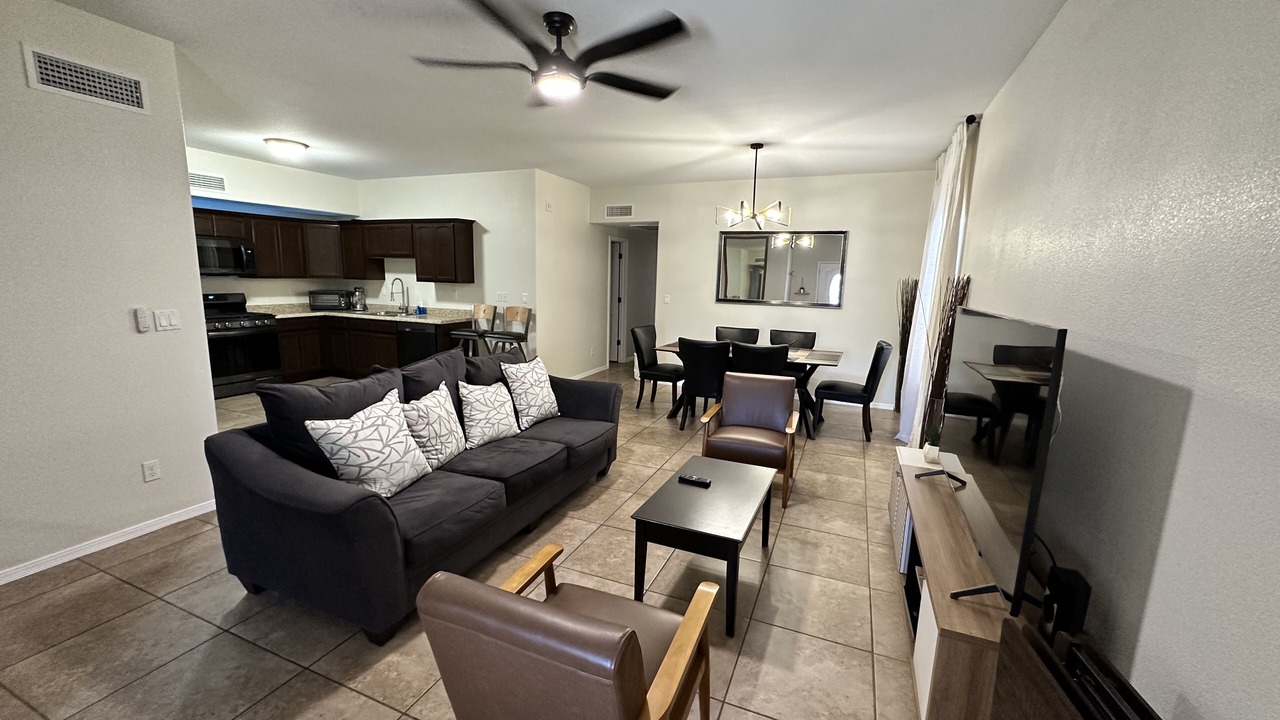 Photo of Livingroom in Biggs Field