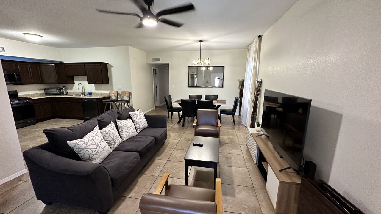 Photo of Livingroom in Biggs Field