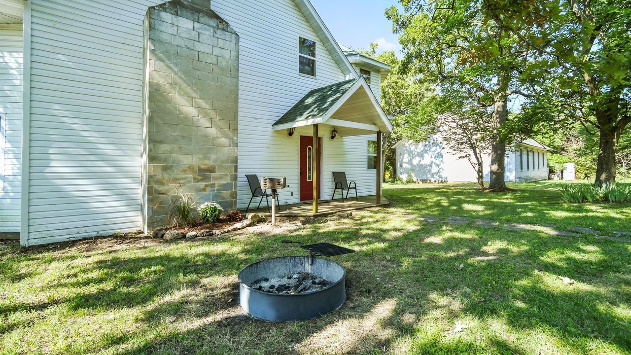 Photo of Outdoor in Windyville