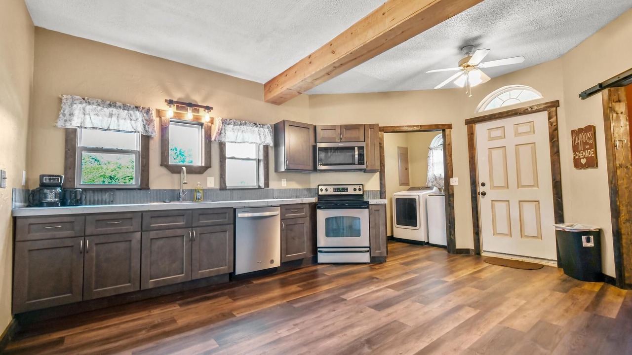 Photo of Kitchen in Windyville