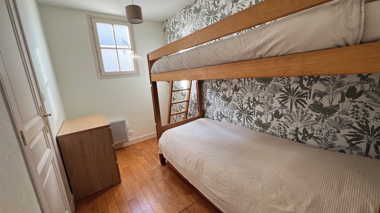 Photo of Bedroom in Ouistreham