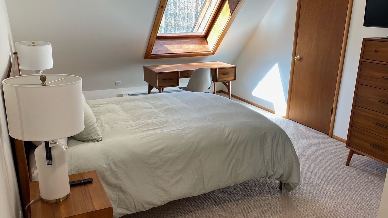 Photo of Bedroom in Cold Spring