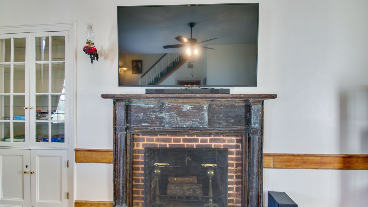 Photo of Livingroom in Appomattox