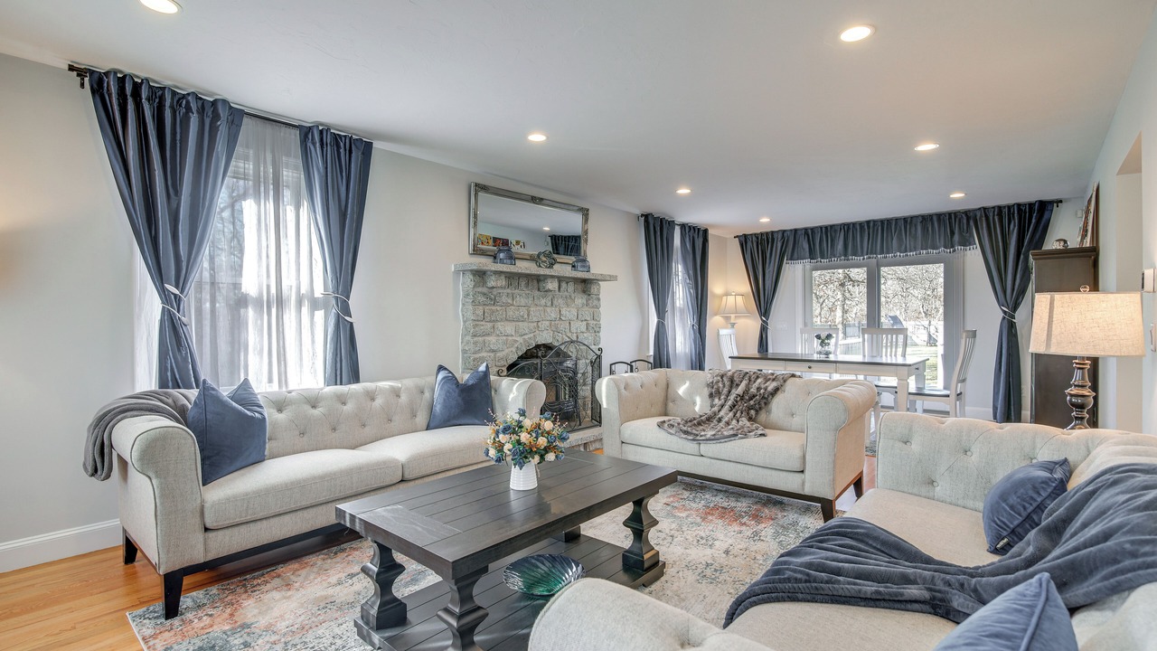 Photo of Livingroom in Edgartown