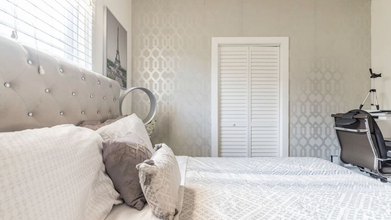 Photo of Bedroom in Chinatown