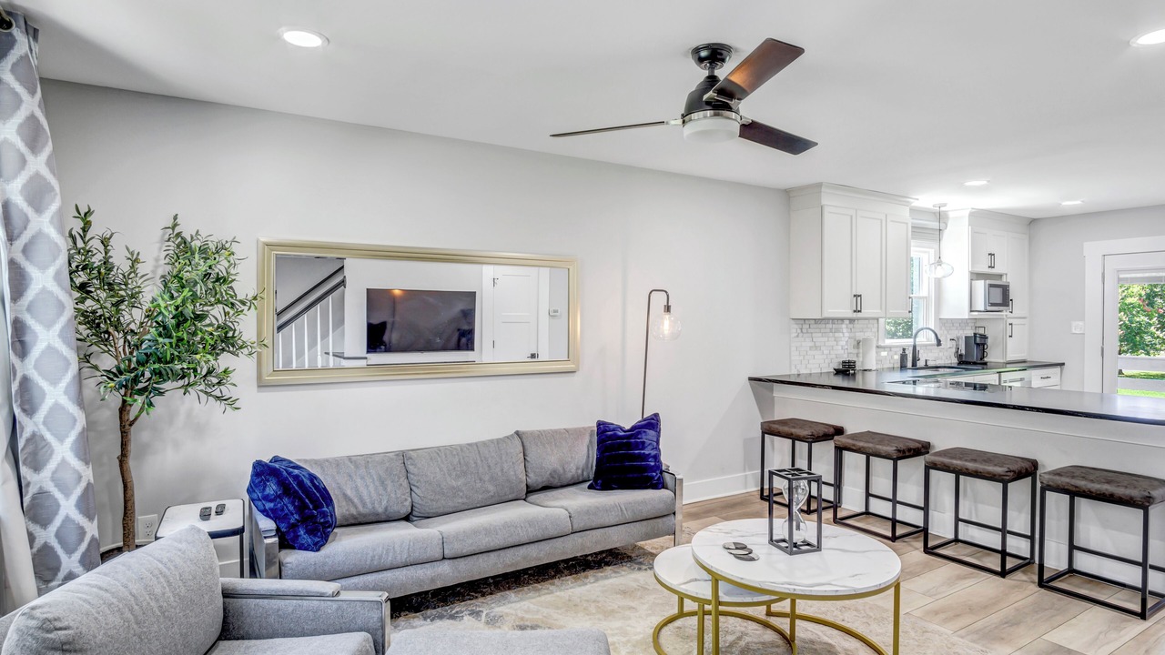 Photo of Livingroom in Apex