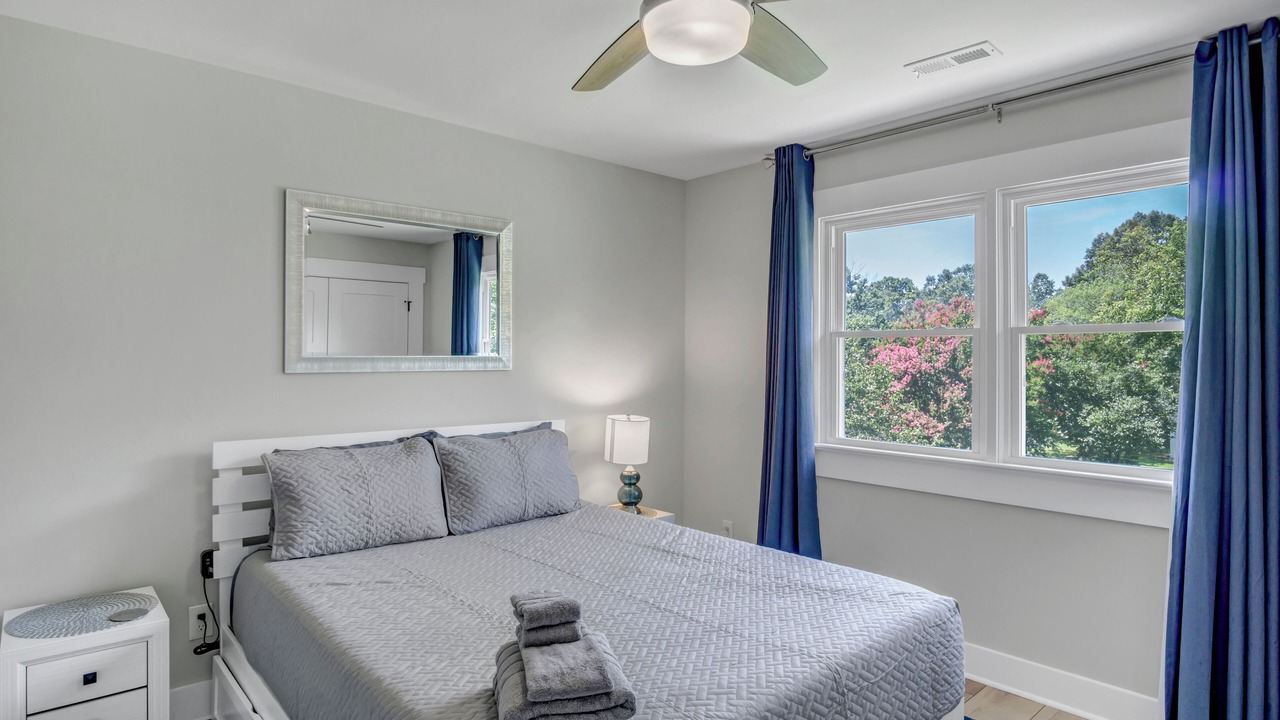 Photo of Bedroom in Apex