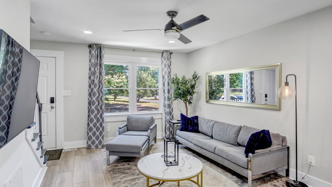 Photo of Livingroom in Apex