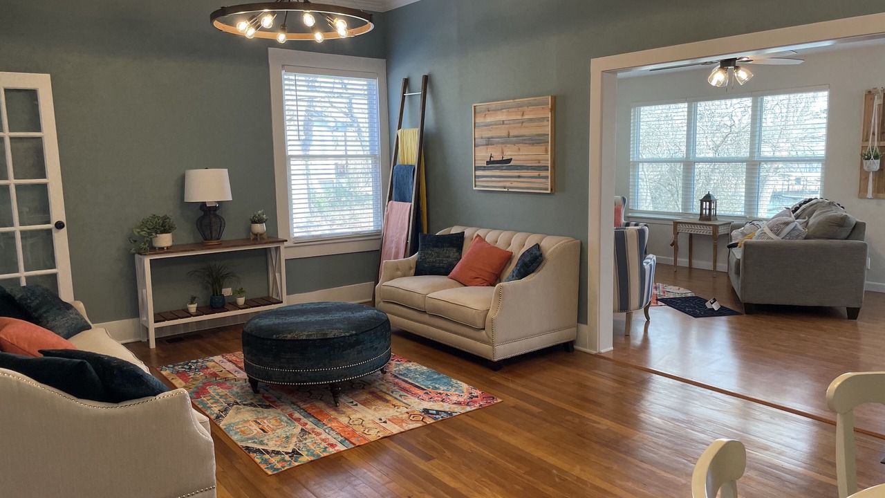 Photo of Livingroom in Eastland