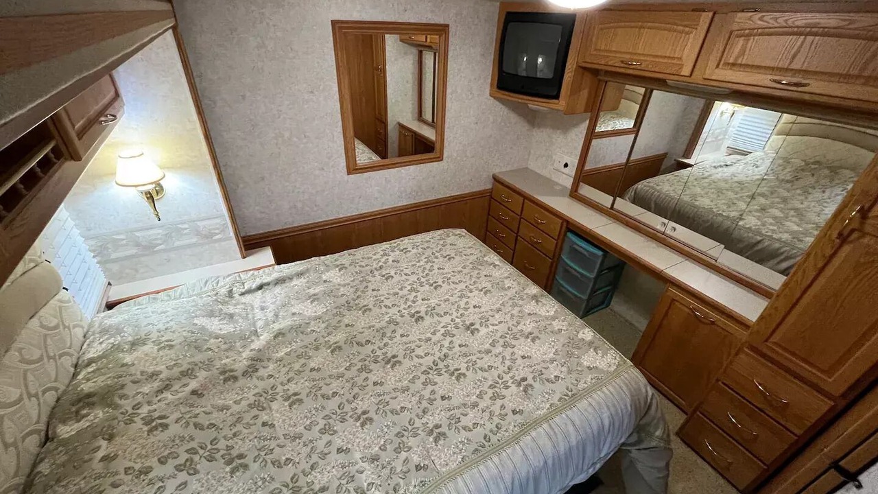 Photo of Bedroom in Seneca