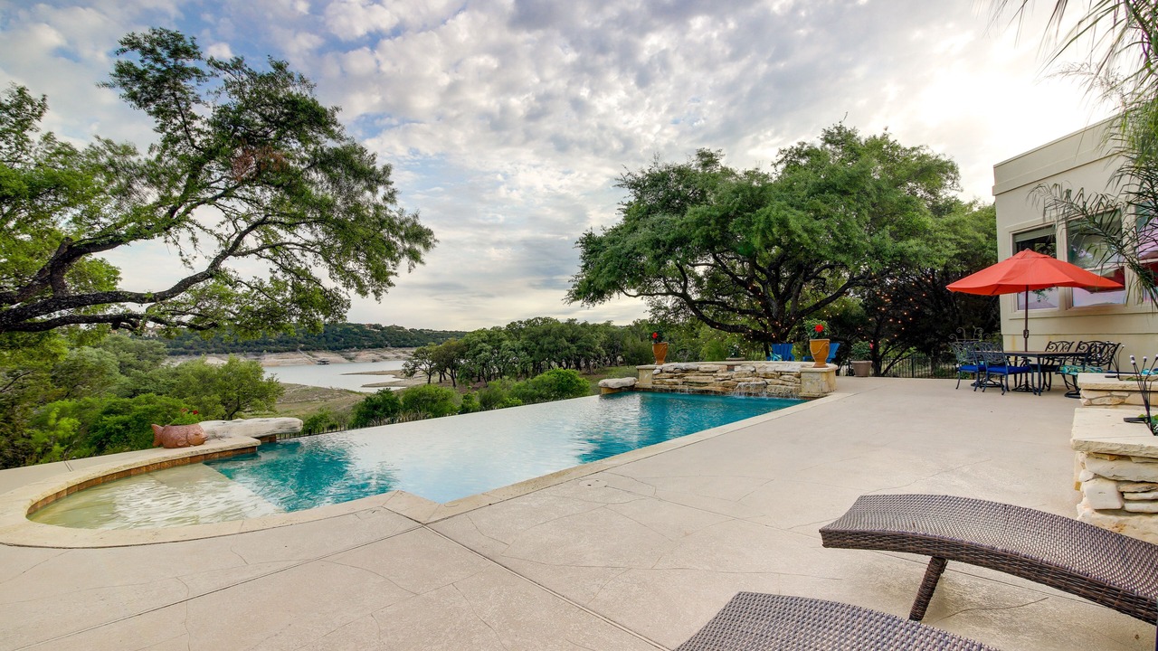 Photo of Outdoor in Highland Lake Estates