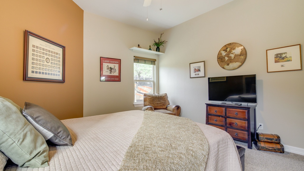 Photo of Bedroom in Highland Lake Estates