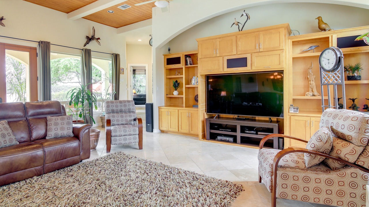 Photo of Livingroom in Highland Lake Estates