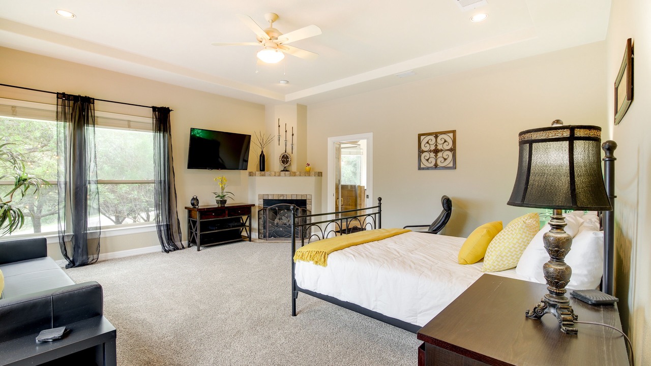 Photo of Bedroom in Highland Lake Estates