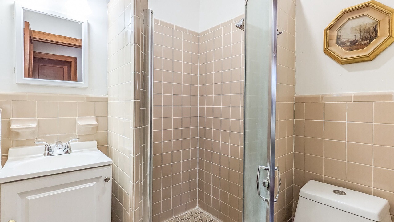 Photo of Bathroom in Mountain View