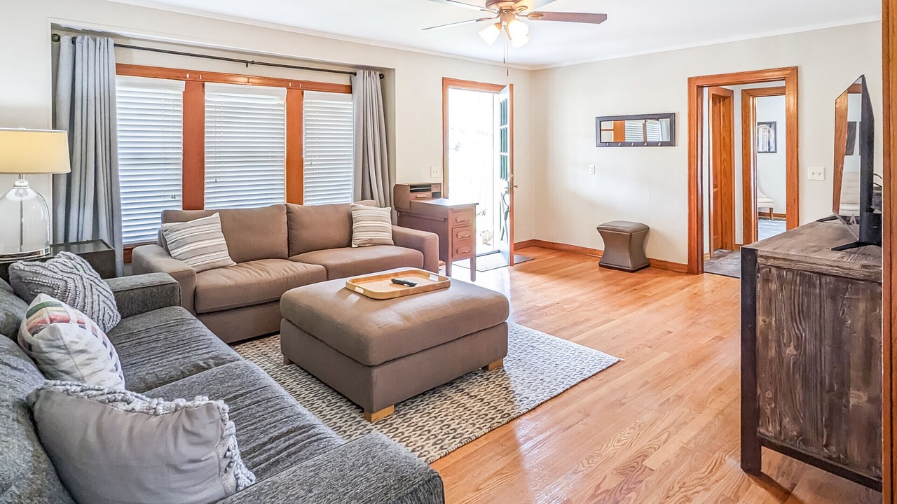 Photo of Livingroom in Mountain View
