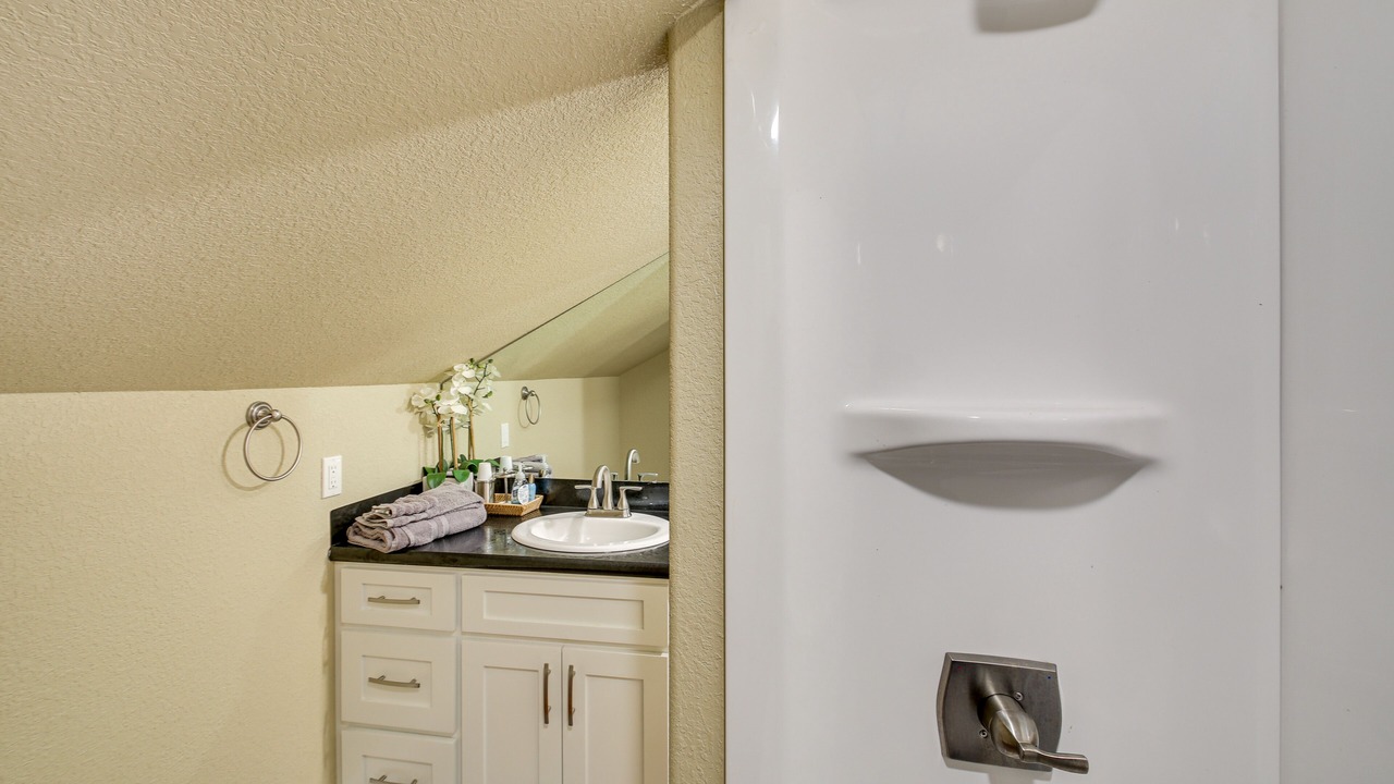 Photo of Bathroom in Subiaco