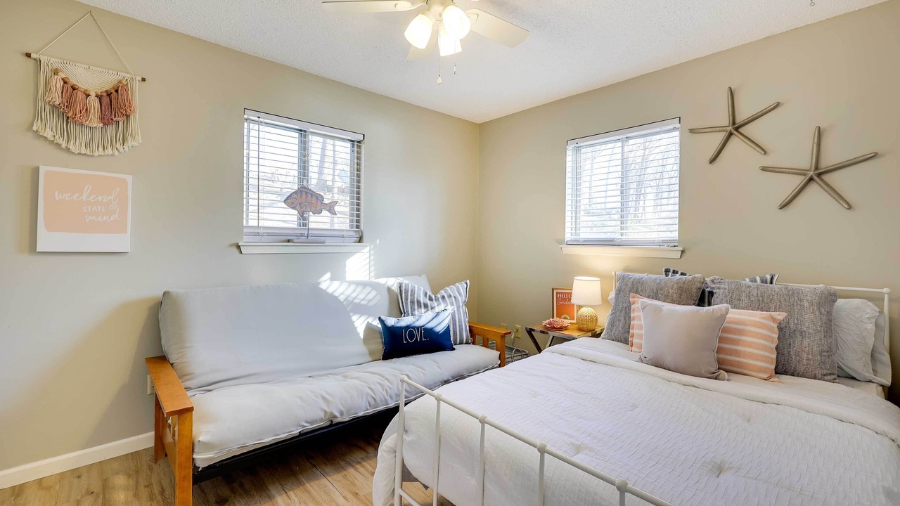 Photo of Bedroom in Jay