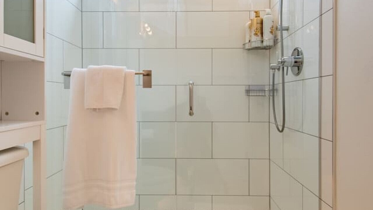 Photo of Bathroom in Crown Hill