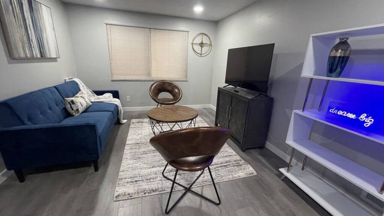 Photo of Livingroom in Franklin Park