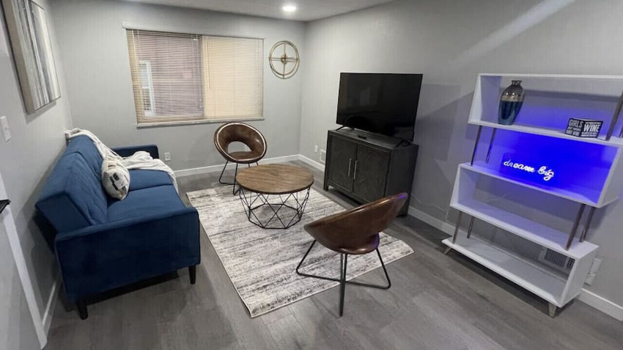 Photo of Livingroom in Franklin Park