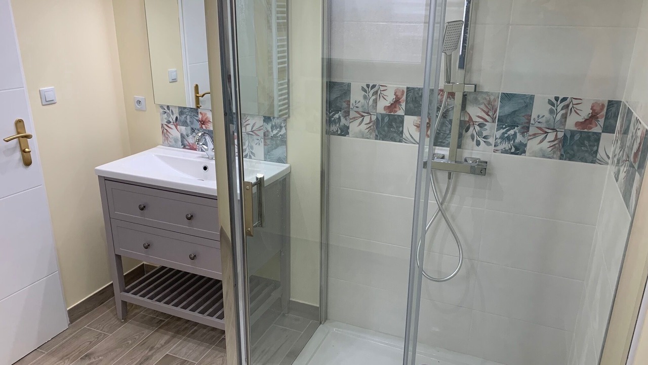 Photo of Bathroom in Saint-Germain-du-Val