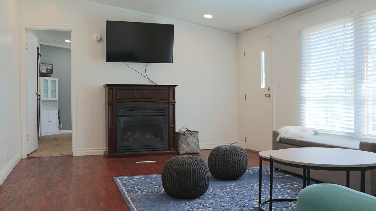 Photo of Livingroom in Shawnee