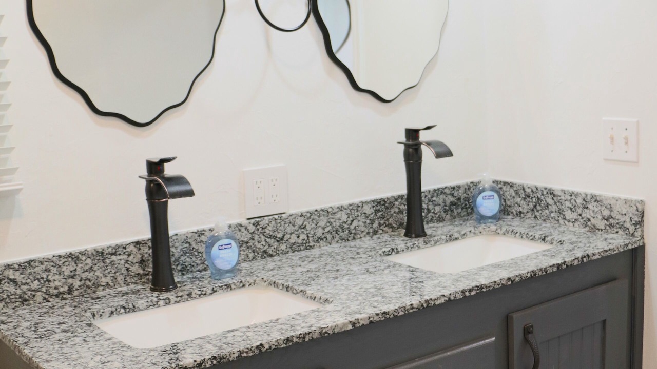 Photo of Bathroom in Shawnee