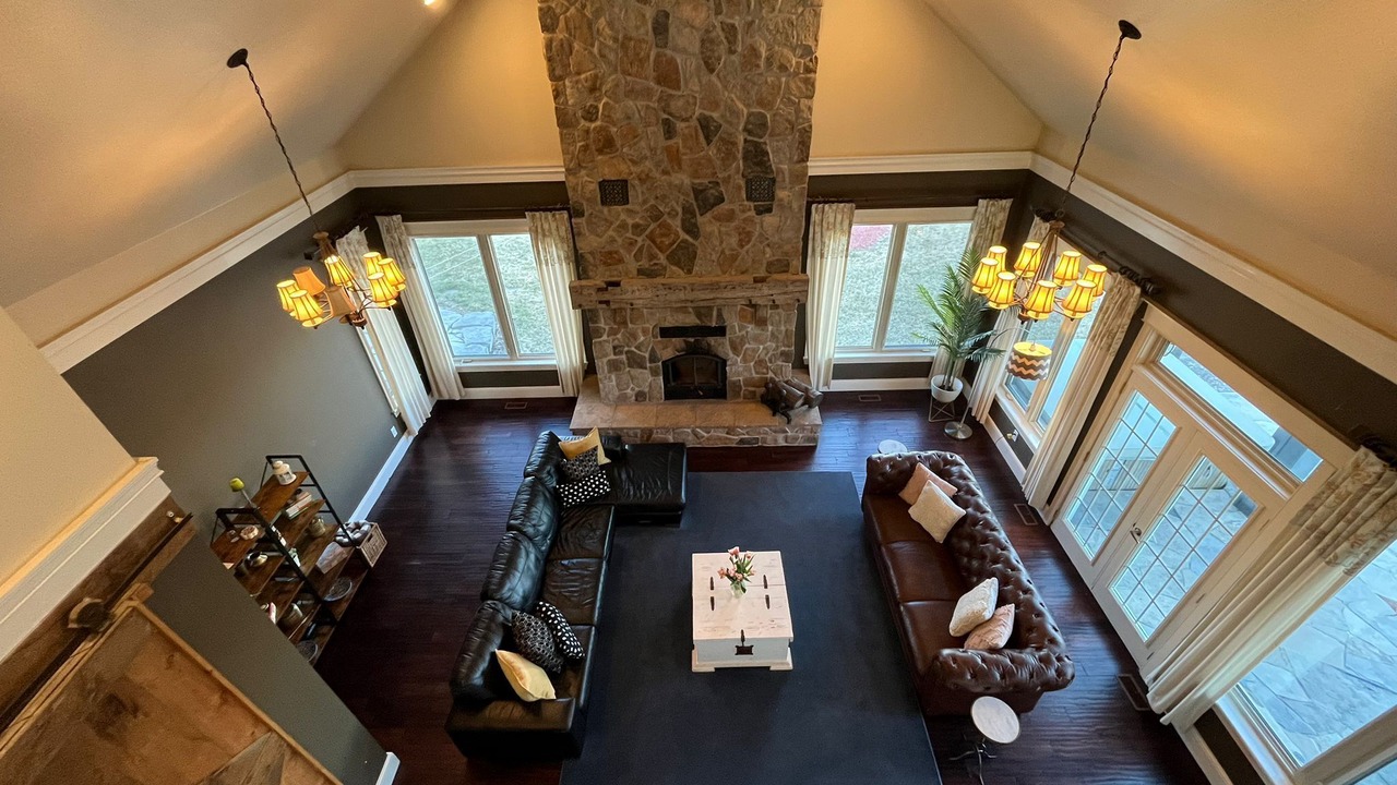 Photo of Livingroom in Caledon