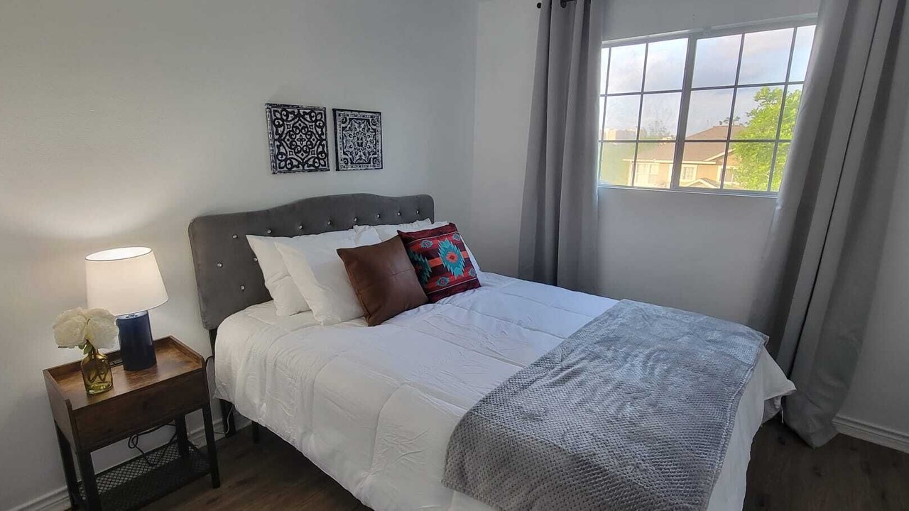 Photo of Bedroom in Medical Center District