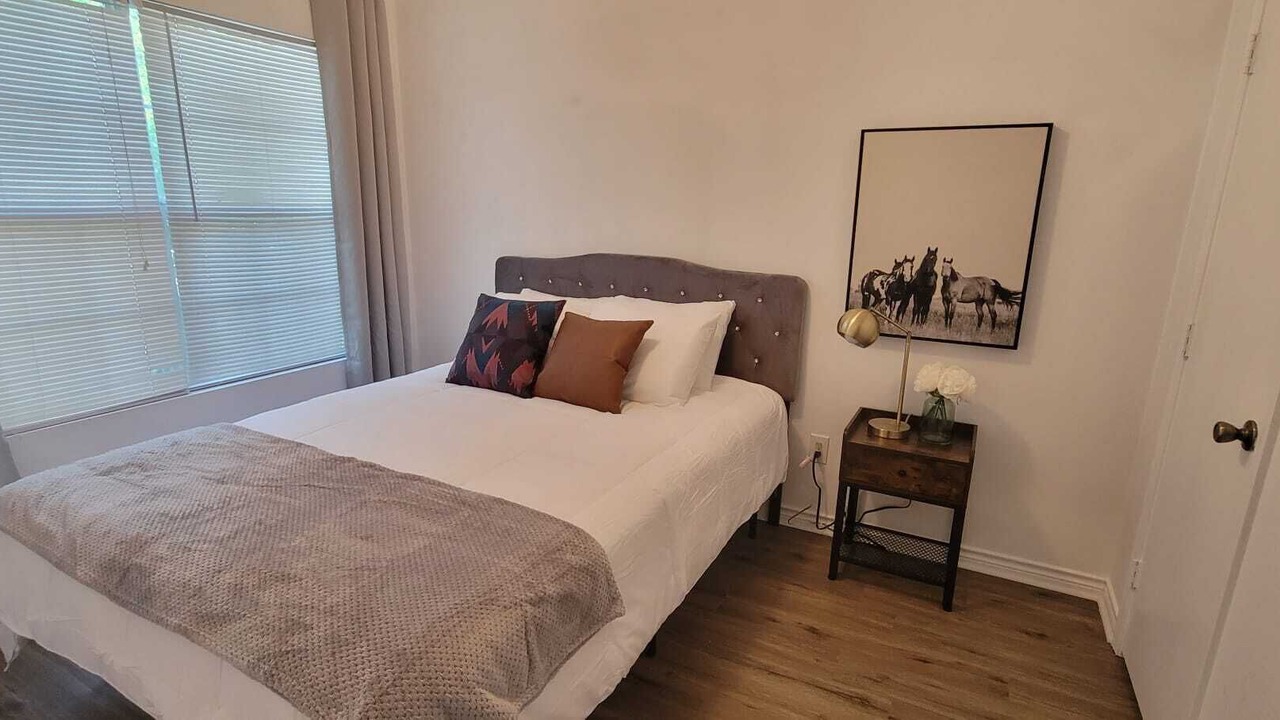 Photo of Bedroom in Medical Center District