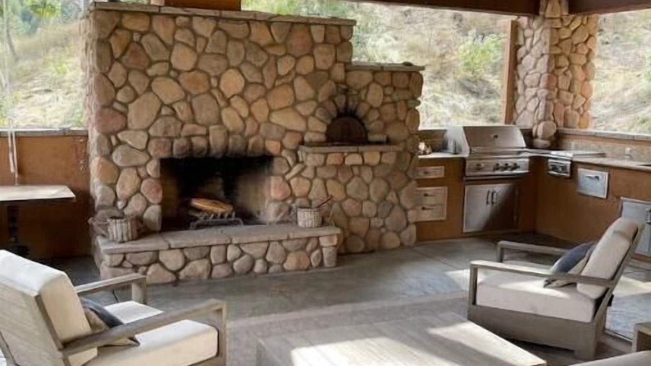 Photo of Outdoor in Junction City