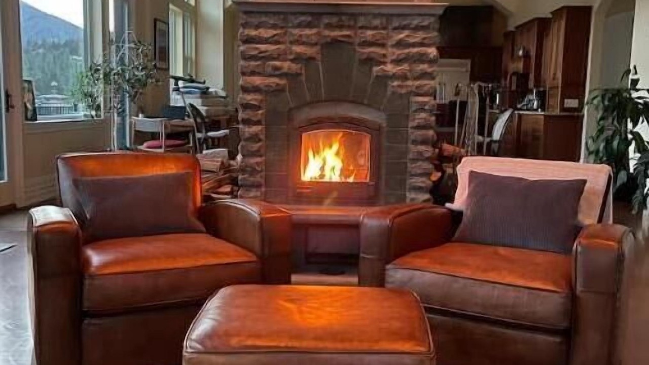 Photo of Livingroom in Junction City