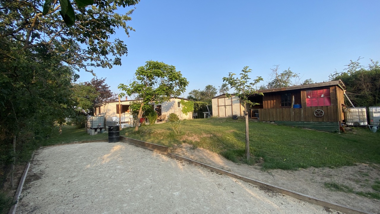 Photo of Outdoor in Champdieu