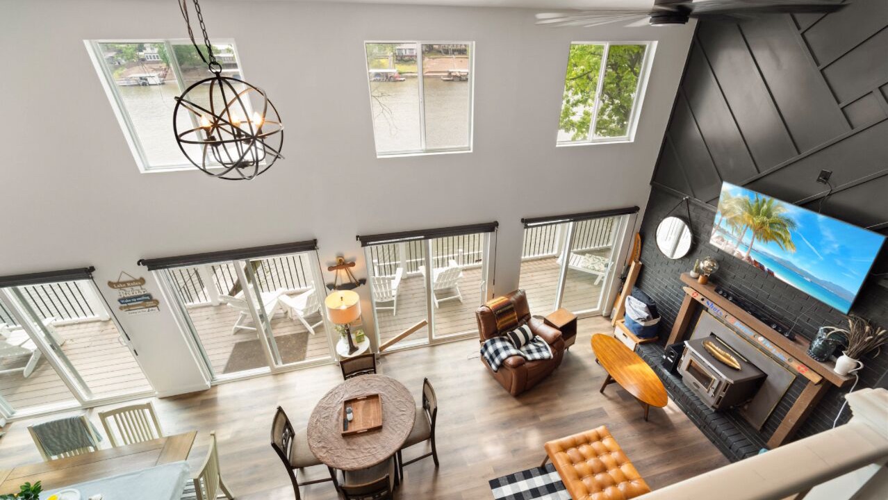 Photo of Livingroom in Lake of the Ozarks