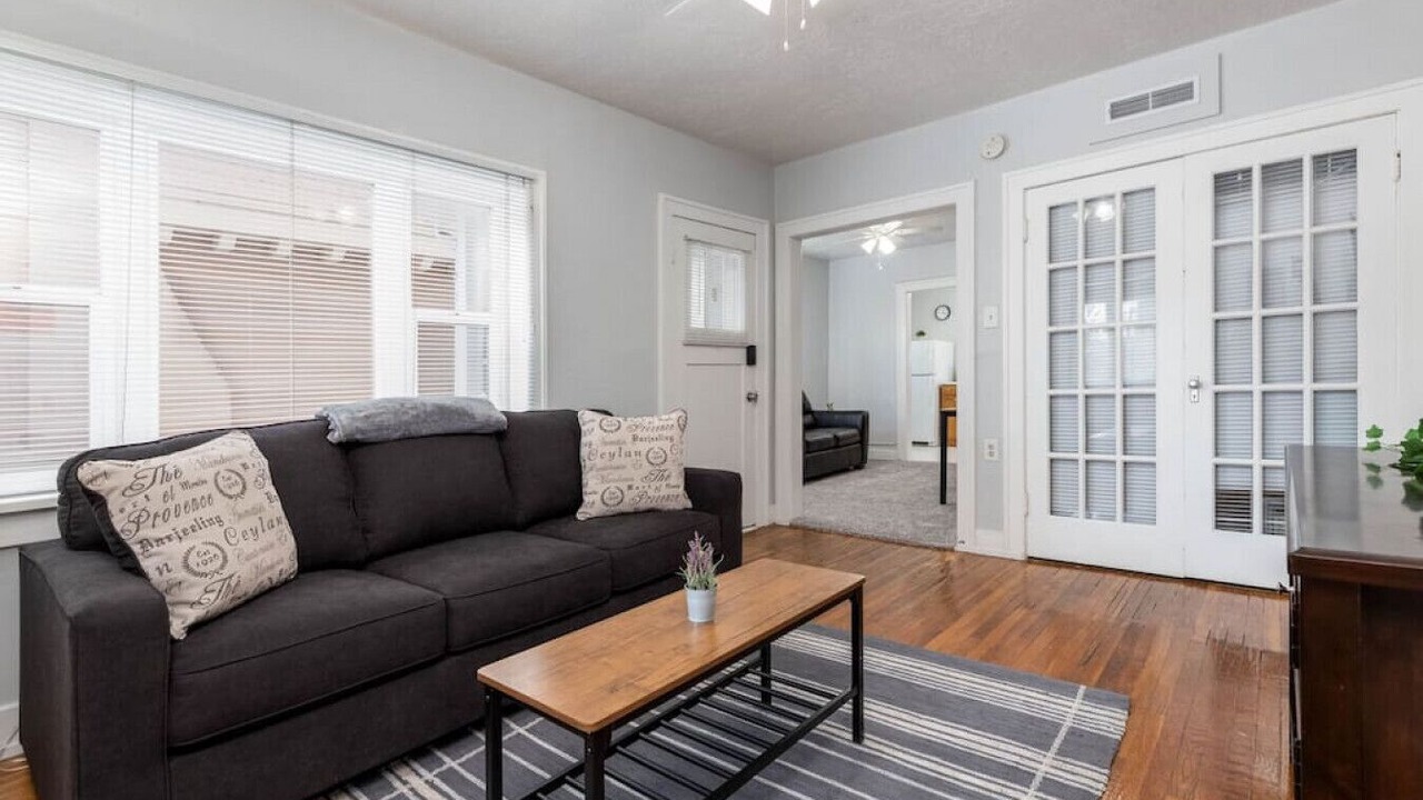 Photo of Livingroom in Lower Avenues